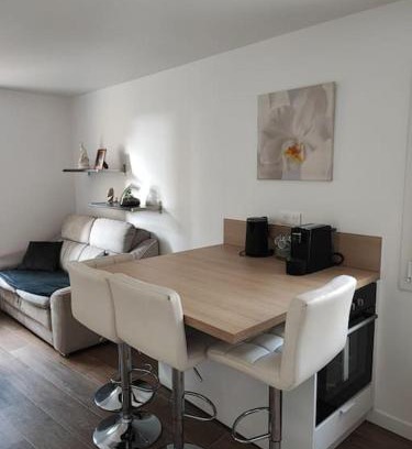 Villeneuve-Saint-Denis Apartamento | Charmant appartement 2 pièces proche Disneyland