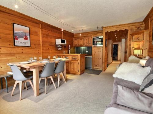 Plagne Centre Apartamento | Charmant appartement 3 pièces, balcon, 6 pers, sur les pistes, WiFi, La Plagne - FR-1-455-241