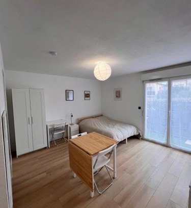 Bourg-Saint-Andeol Apartamento | Charmant appartement rénové