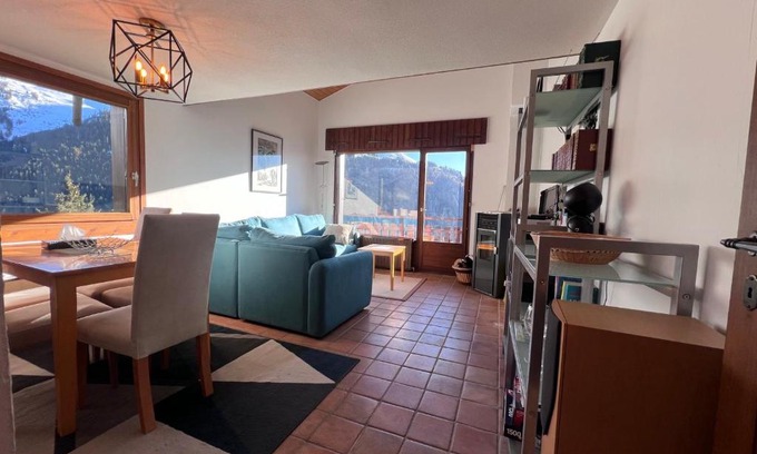 La Clusaz Apartamento | Charmant appart 2 ch avec balcon et wifi à La Clusaz - FR-1-437-108