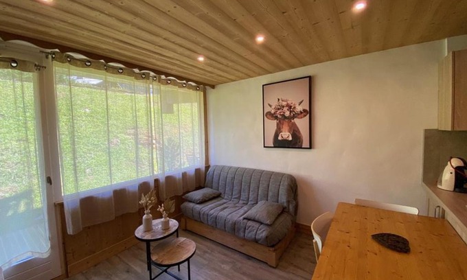 Cohennoz Apartamento | Charmant appart 4 pers. avec chambre indép., terrasse, Wi-Fi, parking, skis, proche Crest-Voland - FR-1-733-110
