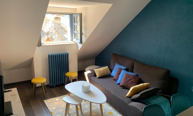 Vic-sur-Cere Apartamento | Charmant appartement de 2 chambres a Vic-sur-Cere