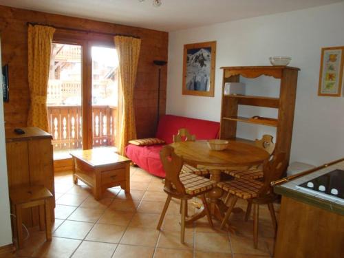 Pralognan-la-Vanoise Apartamento | Charmant apt 3 pièces, balcon, proche pistes - FR-1-464-127