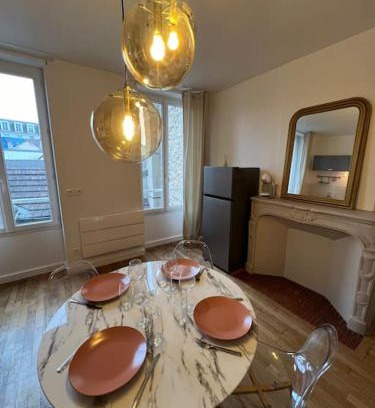 Mantes-la-Jolie Apartamento | Charmant F2 Plein centre de Mantes