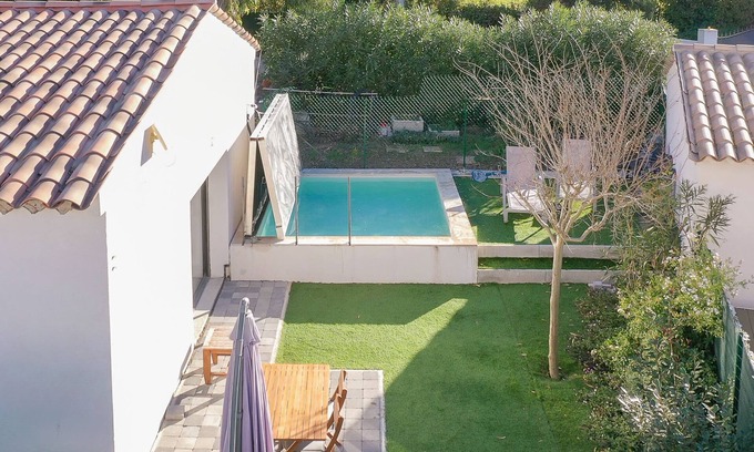 Saint-Jean Casa | Charmante Petite Maison Avec Piscine / Jacuzzi et Espace Extérieur Privé