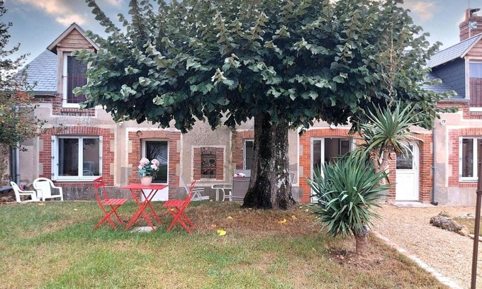 Saint-Christophe Casa | Charmant gîte au cœur de Saint-Christophe, 6 pers, tout confort, Wi-Fi gratuit, proche châteaux et nature - FR-1-581-116