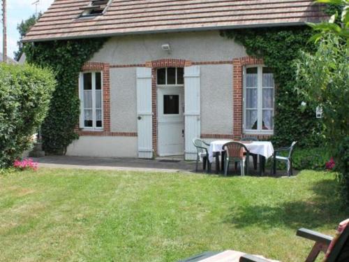 Neung-sur-Beuvron Casa | Charmant gîte rénové, idéal randonneurs, proche châteaux & 200 km de chemins – 3 ch, jardin, parking - FR-1-491-371