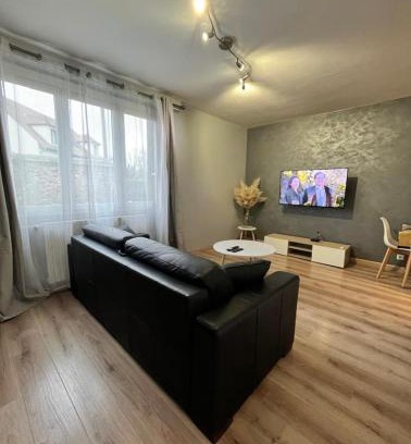 Marolles-en-Hurepoix Apartamento | Charmant logement proche Paris - parking gratuit