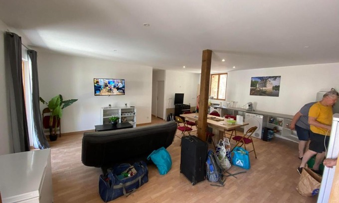 Azay-le-Rideau Casa | Charmant logement de groupe au centre d'Azay