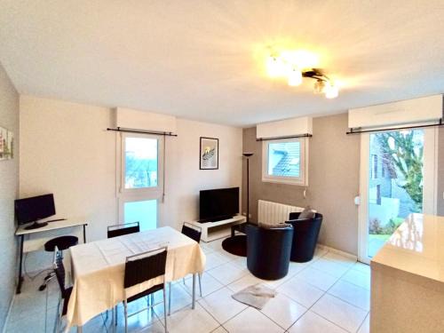 Ep 21 - Saint-Paul Apartamento | Charmant studio à Montbéliard