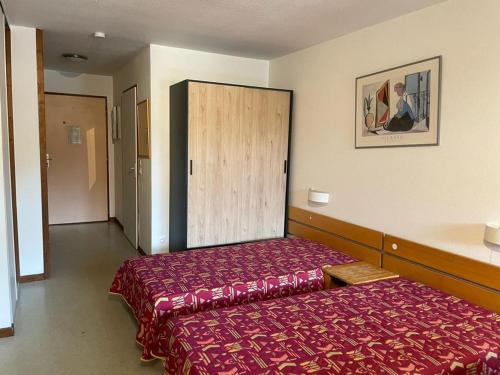Brides-les-Bains Apartamento | Charmant studio avec balcon et parking - Proche centre et Thermes - 4 pers. - FR-1-512-79