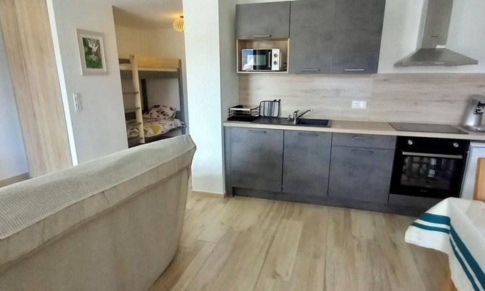 Formigueres Apartamento | Charmant Studio Avec Parking et Garage Pour Déposer en Sécurité vos Équipements