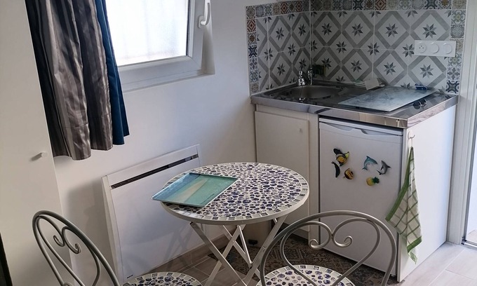 La Farlede Apartamento | Charmant Studio Meublé de 16 m2