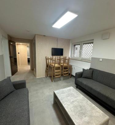 Misburg - Nord Apartamento | Charmante 2 Zimmer Souterrain
