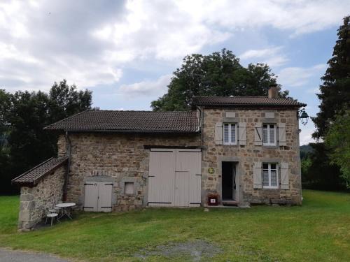 Lavoine Casa | Charmante Fermette avec Jardin, Proche Randonnées et Ski, à Lavoine - FR-1-489-136