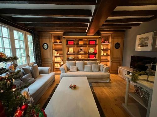 Fontevraud-l'Abbaye Casa | Charmante maison