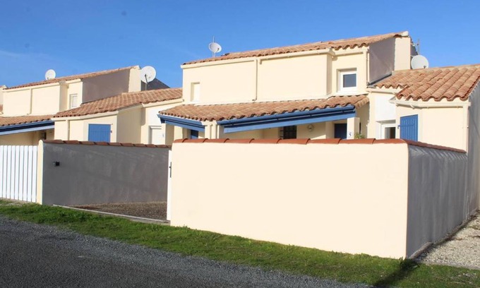 Saint-Denis-d'Oleron Casa | Charmante maison avec piscine, 6 couchages, proche plage - Saint-Denis-d’Oléron - FR-1-246A-154