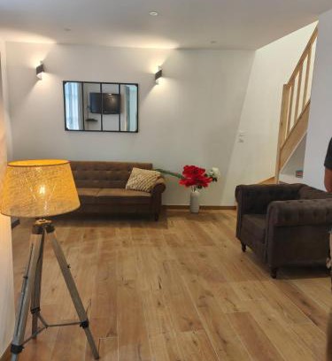 Le Puy-Notre-Dame Villa | Charmante maison tout confort au calme