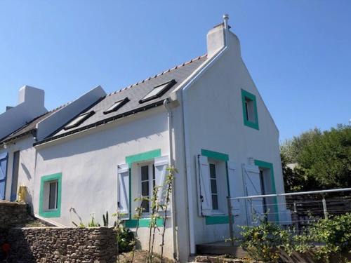 Locmaria Casa | Charmante maison à 200m de la plage, avec jardin, terrasse, et connexion Wi-Fi. - FR-1-418-91