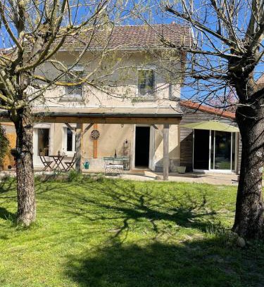 Valencogne Casa | Charmante maison de campagne proche du lac de Paladru