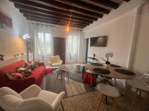Bleneau Casa | Charmante maison de ville