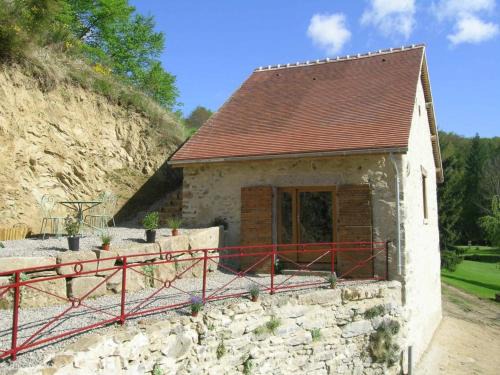 Vernusse Casa | Charmante Maison "Duplex" avec Piscine Chauffée, Sauna et Jardin dans un Domaine de 15 ha - FR-1-489-208