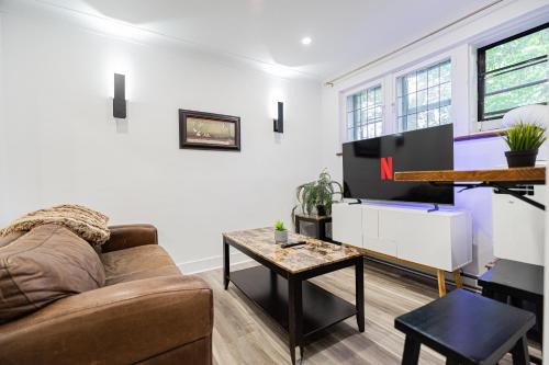 Westmount Apartamento | Charme Antique avec Terrasse BBQ