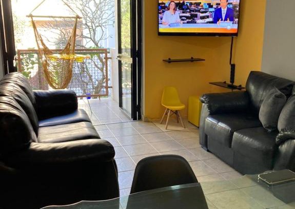 Pitangueiras Apartamento | Charme na Praia das Pitangueiras