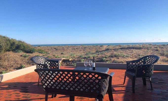 Tavernes de la Valldigna Casa | Charming vacation home on the beach - with roof terrace - your retreat by the sea