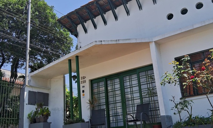 Sao Paulo Casa | Charming 2-bedroom house in soothing Cidade Vargas São Paulo with AC, WiFi