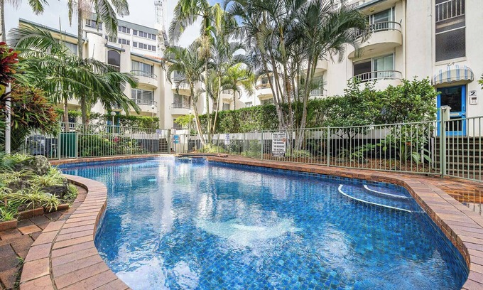 Burleigh Heads Apartamento | Charming 1-Bed with pool & close to the beach!
