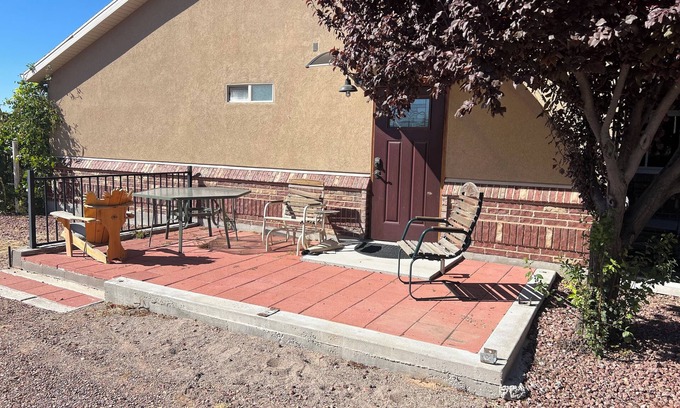 Dammeron Valley Casa | Charming 1-bedroom house in lovely Dammeron Valley with AC
