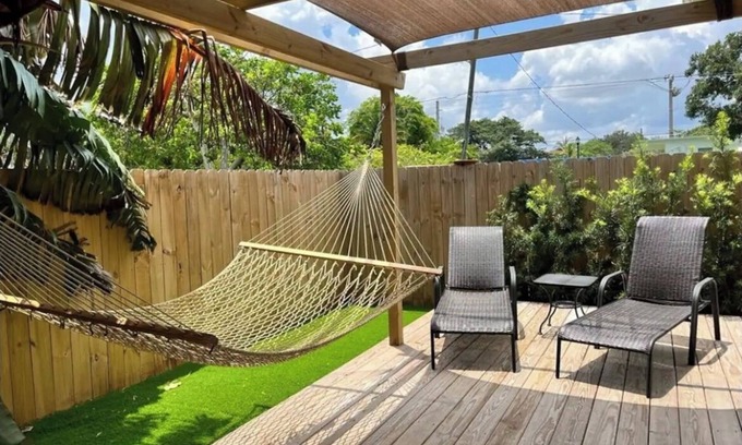 Middle River Terrace Apartamento | Charming 1-bedroom apartment with private yard in wonderful Fort Lauderdale