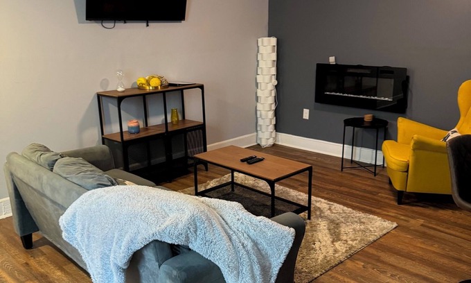 Greenwood Apartamento | Charming 1-bedroom apartment with WiFi, close to the hospital in Greenwood
