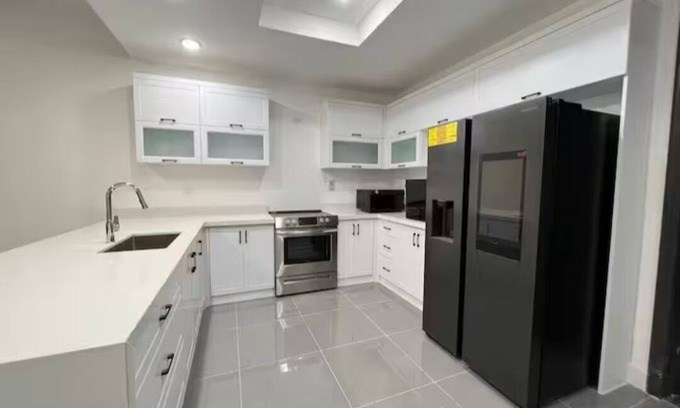 Beverly Hills Apartamento | Charming 1-bedroom apartment with AC, WiFi in enjoyable Kingston