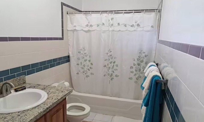 Saint Andrew Apartamento | Charming 1-bedroom apartment with WiFi, AC in lovely Kingston