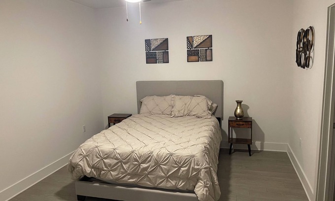 East Side Apartamento | Charming 1-bedroom apartment in superb Atlanta with AC, WiFi, fitness room