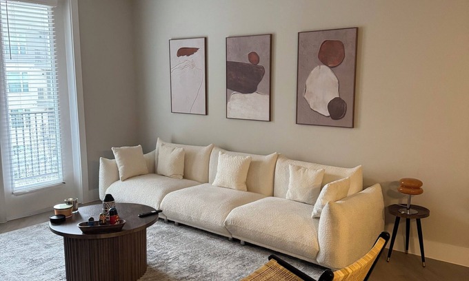 Vickery Meadow Apartamento | Charming 1-bedroom apartment in fabulous Dallas with AC, f