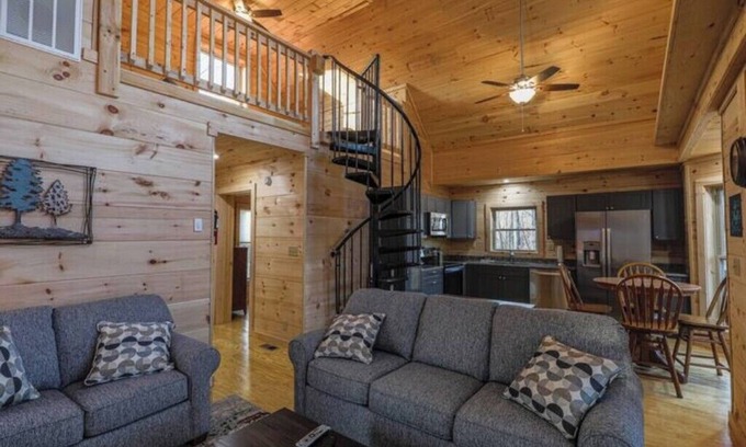 Luray Cabina | Charming 1-bedroom cabin in Luray with WiFi access