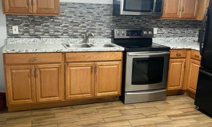 Central Waterford Apartamento | Charming 1-bedroom guest suite in house in delightful Waterford