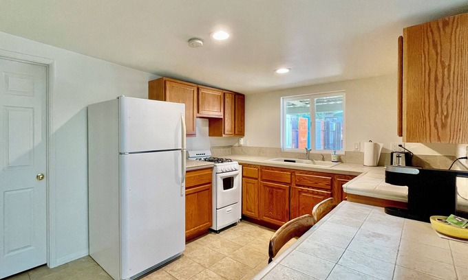 Ojai Casa | Charming 1-bedroom guesthouse in desirable Ojai with AC close to town