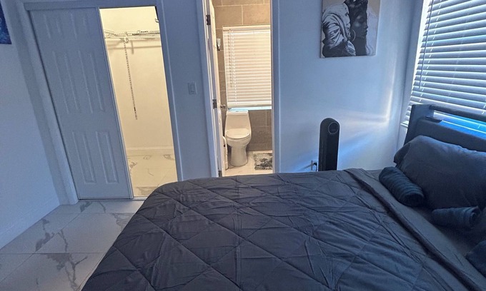 Opa-Locka Casa | Charming 1-bedroom house in welcoming Opa-locka with AC