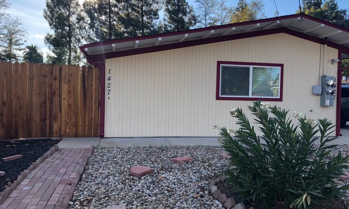 Concord Casa | Charming 1-bedroom house with WiFi, AC in serene Concord