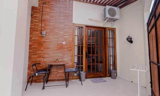 Prawirotaman Casa | Charming 1-bedroom house in fabulous Jogja with WiFi, AC, Smart TV, Hot Shower