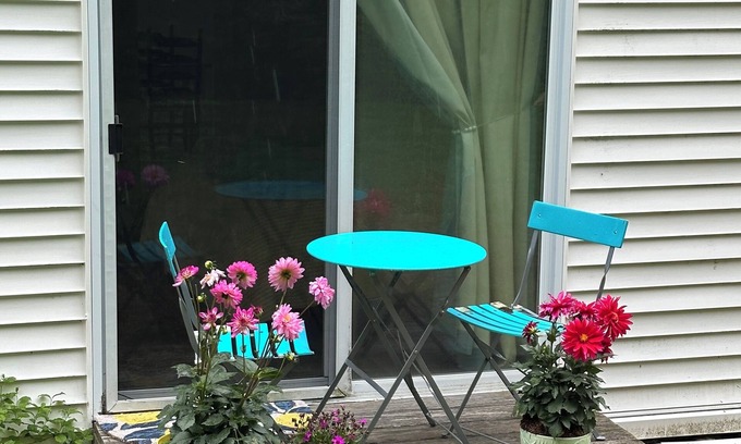 Wells Casa | Charming 1-bedroom house in Wells minutes from the beach and pet friendly