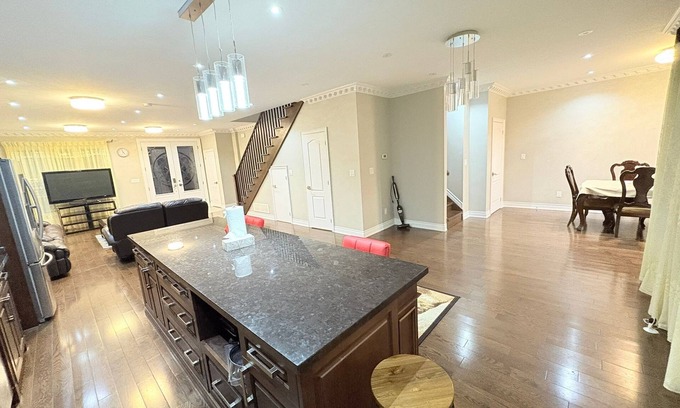 Upper Beaches Casa | Charming 1-bedroom private with attached washrooms room available
