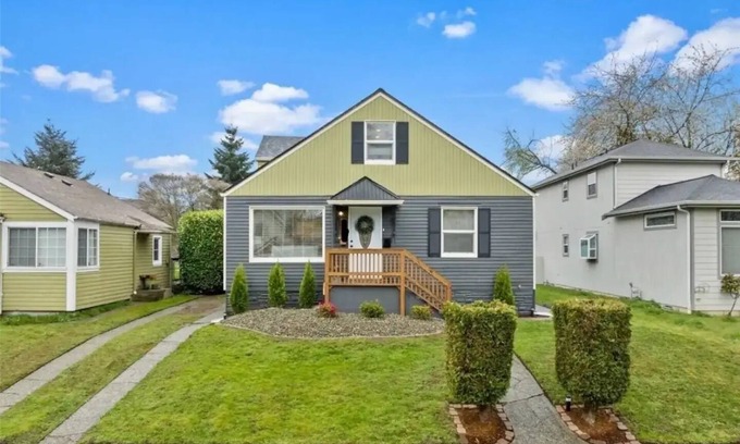 Hilltop Casa | Charming 1-bedroom private guest suite in Central Tacoma with AC, WiFi