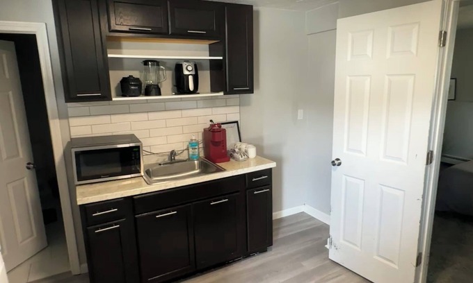 Saugus Casa | Charming 1-bedroom suite in Saugus with WiFi