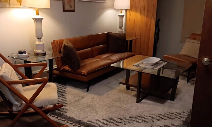 Great Falls Apartamento | Charming 1-Bedroom Apartment in Great Neighborhood