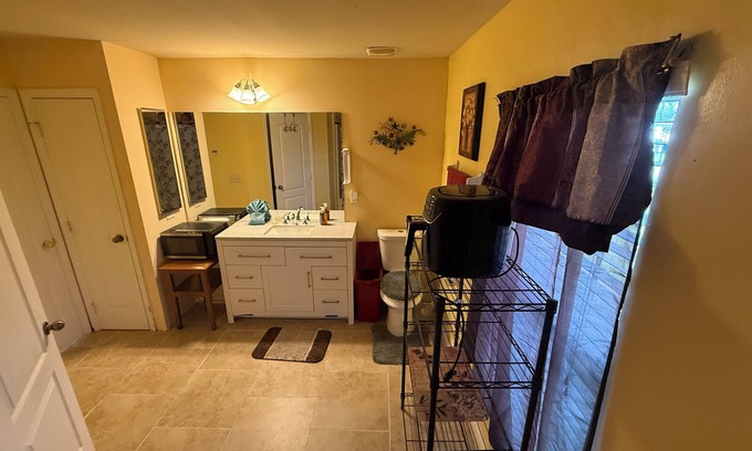 Lehigh Acres Apartamento | Charming 1-bedroom apartment with AC, WiFi in lovely Lehigh Acres